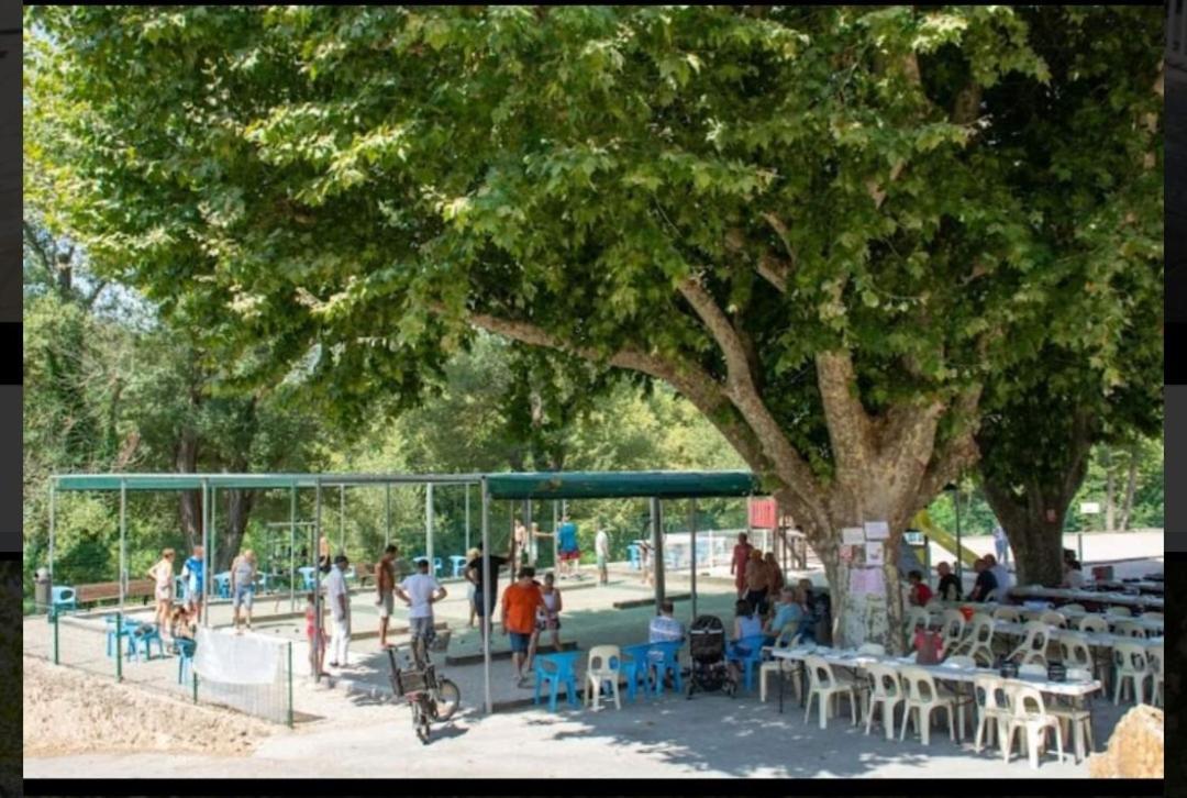 Mobil Home L'Eau Vive Les Arcs-sur-Argens Exterior foto